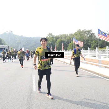 Runner Photo 6925407