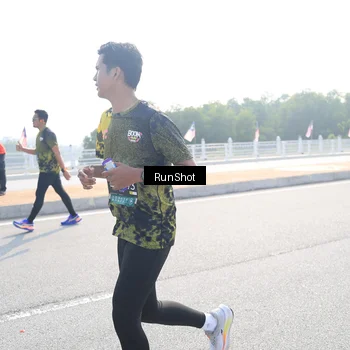 Runner Photo 6925412