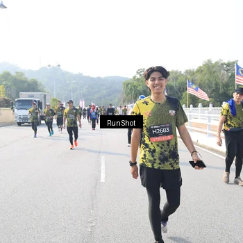 Runner Photo 6925416
