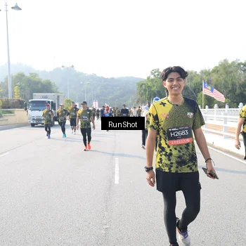 Runner Photo 6925422