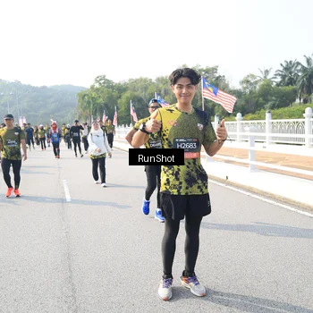 Runner Photo 6925437