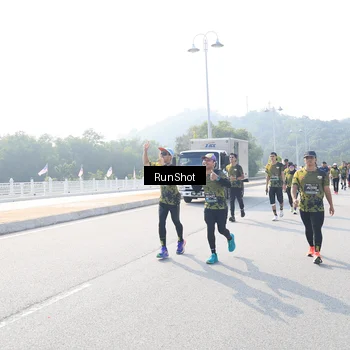 Runner Photo 6925442