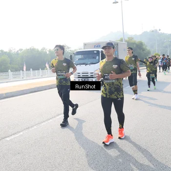 Runner Photo 6925462