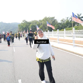 Runner Photo 6925472
