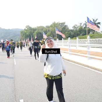 Runner Photo 6925473