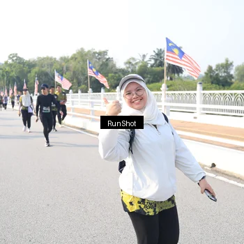 Runner Photo 6925476