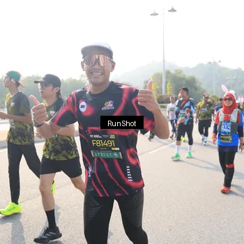 Runner Photo 6925504