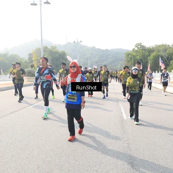 Runner Photo 6925510