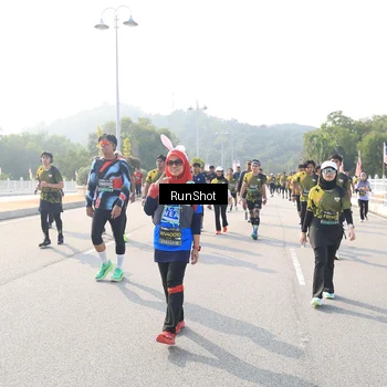 Runner Photo 6925514