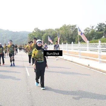 Runner Photo 6925517