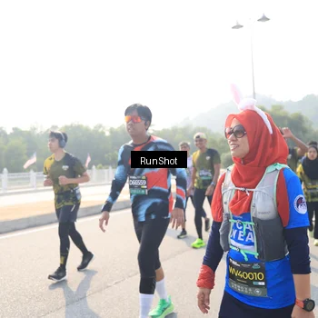 Runner Photo 6925523