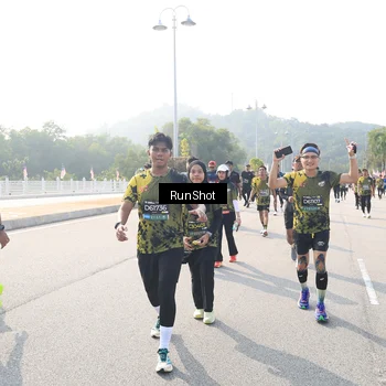 Runner Photo 6925539