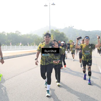 Runner Photo 6925540