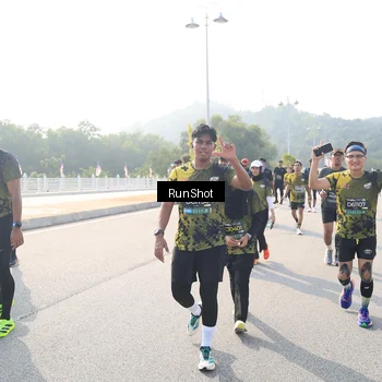 Runner Photo 6925543