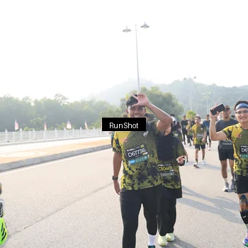 Runner Photo 6925545
