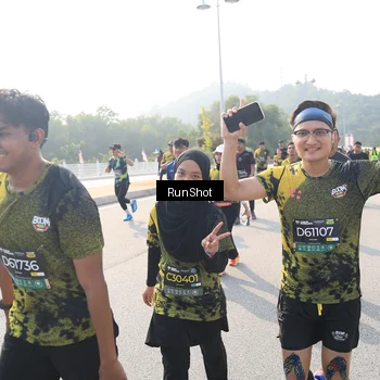 Runner Photo 6925551
