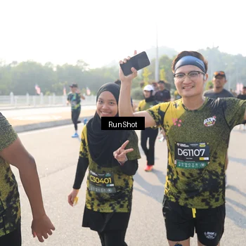 Runner Photo 6925554
