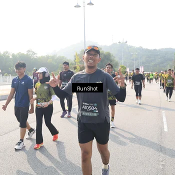 Runner Photo 6925571