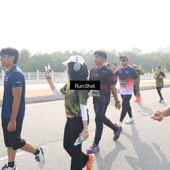 Runner Photo 6925584