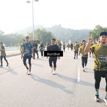 Runner Photo 6925588