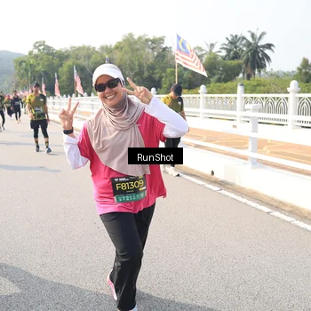 Runner Photo 6925605
