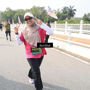 Runner Photo 6925606