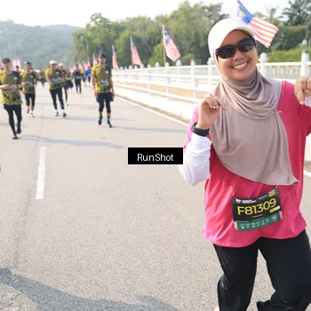 Runner Photo 6925609