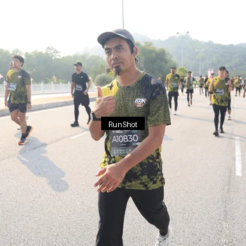 Runner Photo 6925619
