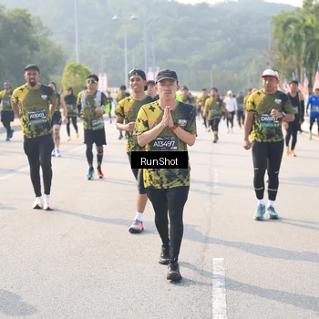 Runner Photo 6925624