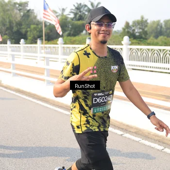 Runner Photo 6925654