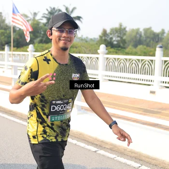 Runner Photo 6925655