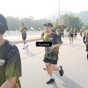 Runner Photo 6925657