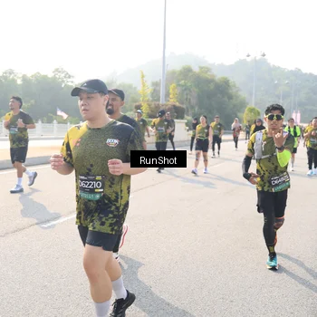 Runner Photo 6925658