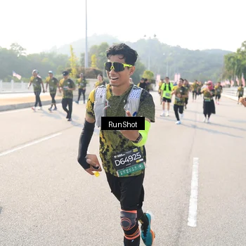Runner Photo 6925668