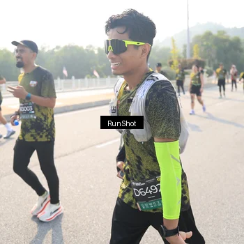 Runner Photo 6925670