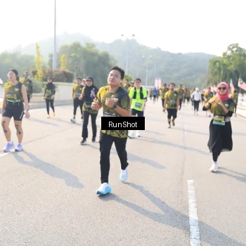 Runner Photo 6925684
