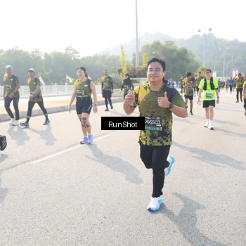 Runner Photo 6925691