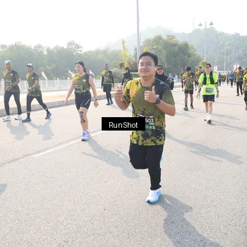 Runner Photo 6925693