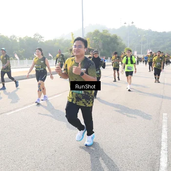 Runner Photo 6925694