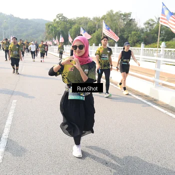Runner Photo 6925702