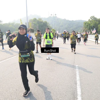 Runner Photo 6925711