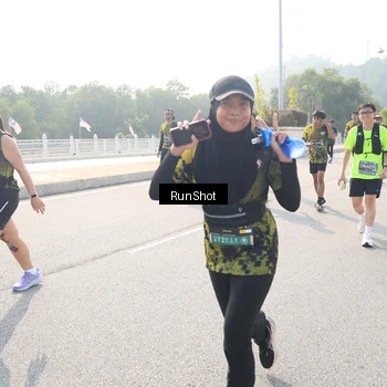 Runner Photo 6925715
