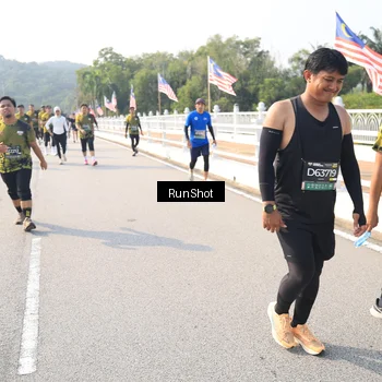 Runner Photo 6925729