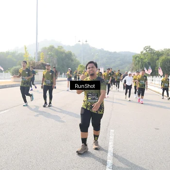 Runner Photo 6925739
