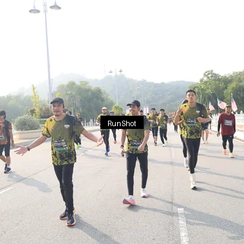 Runner Photo 6925777