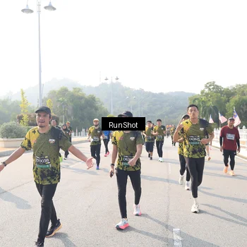 Runner Photo 6925778