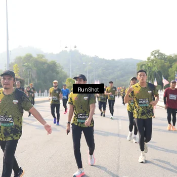 Runner Photo 6925780