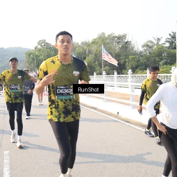 Runner Photo 6925786