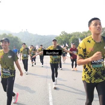 Runner Photo 6925789