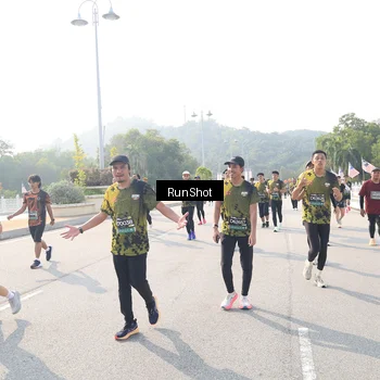 Runner Photo 6925795